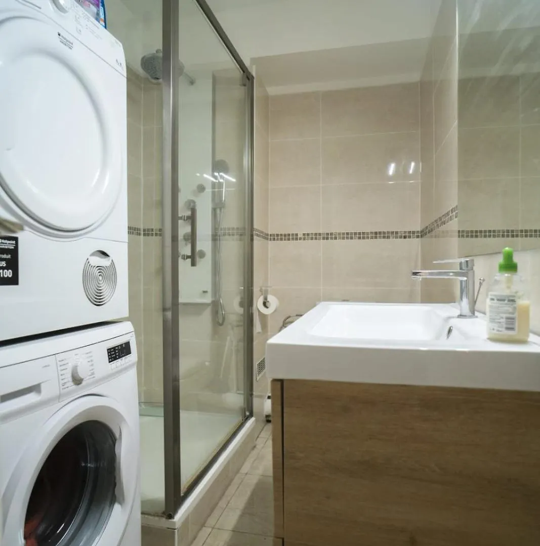 Appartement Glamour Studio With Balcony In Paris 14Th
